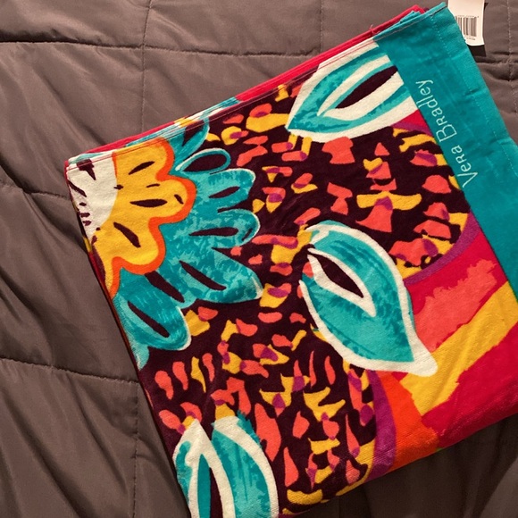 Vera Bradley Tropical Beach Towel - Picture 2 of 5